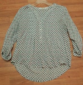 Fun2Fun - Floral Flowy Blouse - M